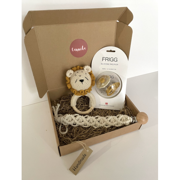 Love at first sight Lion gift box