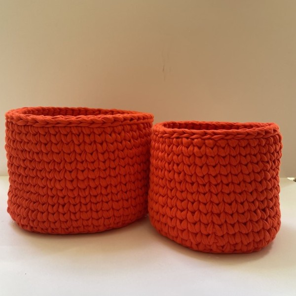 Red crochet storage basket -set of 2