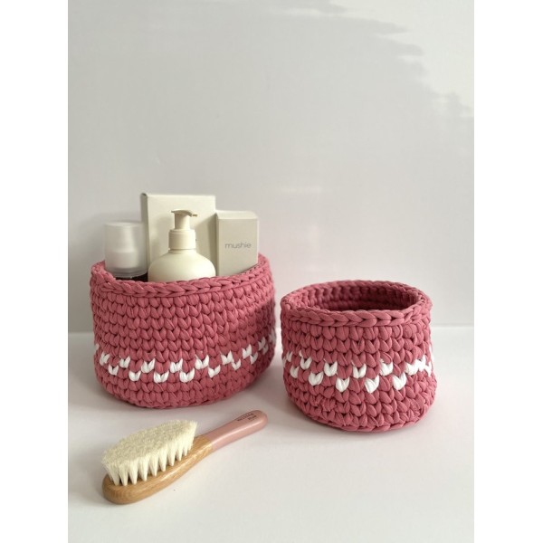 Strawberry Hearts crochet storage basket -set of 2