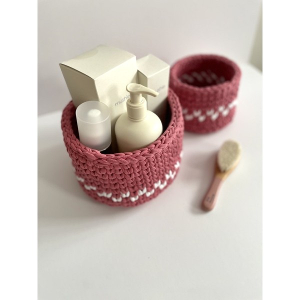 Strawberry Hearts crochet storage basket -set of 2