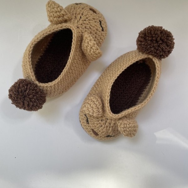 Little Bear crochet baby shoes